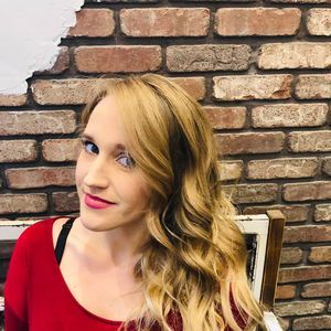 Meet your Posher, Kara